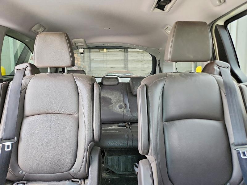 Photo 10 from auction – 2018 HONDA ODYSSEY with VIN 5FNRL6H75JB007452