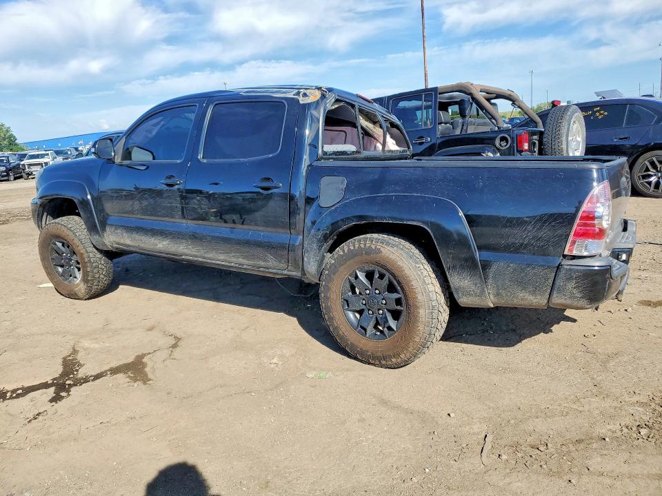 Photo 2 from auction – 2015 TOYOTA TACOMA with VIN 5TFLU4EN9FX139833