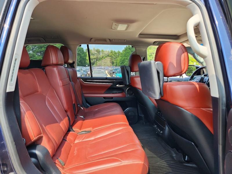 Photo 11 from auction – 2017 LEXUS LX with VIN JTJHY7AX8H4246151