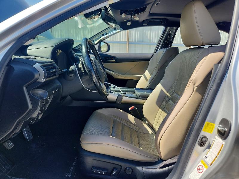 Photo 7 from auction – 2017 LEXUS IS with VIN JTHBA1D25H5039512