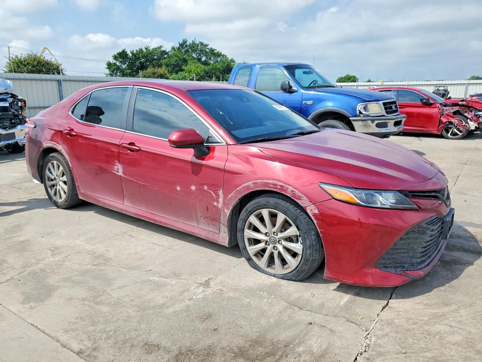 Photo 4 from auction – 2020 TOYOTA CAMRY with VIN 4T1C11AK2LU322258