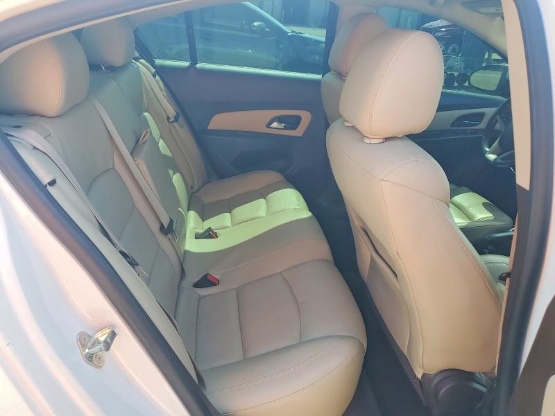 Photo 10 from auction – 2014 CHEVROLET CRUZE with VIN 1G1PE5SB2E7395558