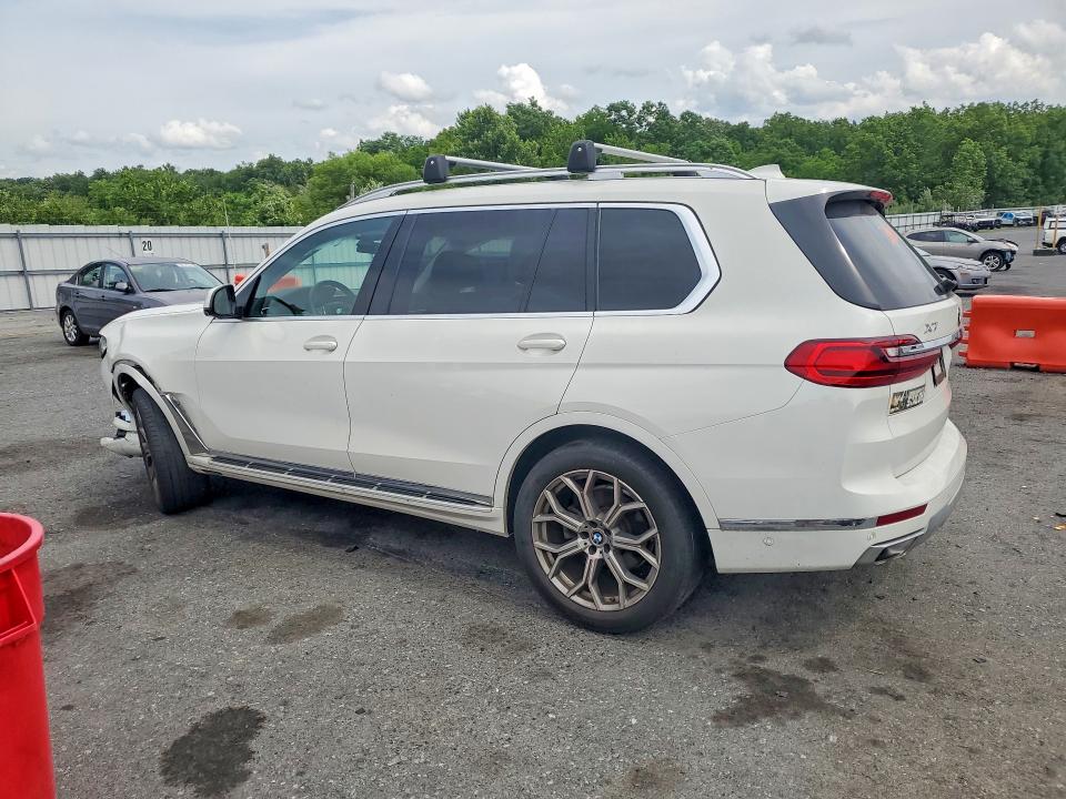 Photo 2 from auction – 2020 BMW X7 with VIN 5UXCW2C03L9B73595