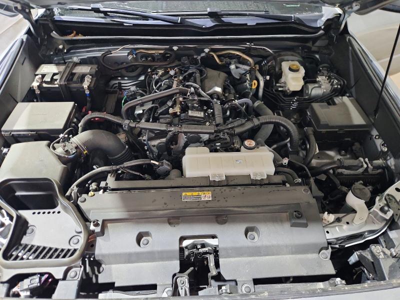Photo 11 from auction – 2025 TOYOTA TACOMA with VIN 3TMLB5JNXSM137073
