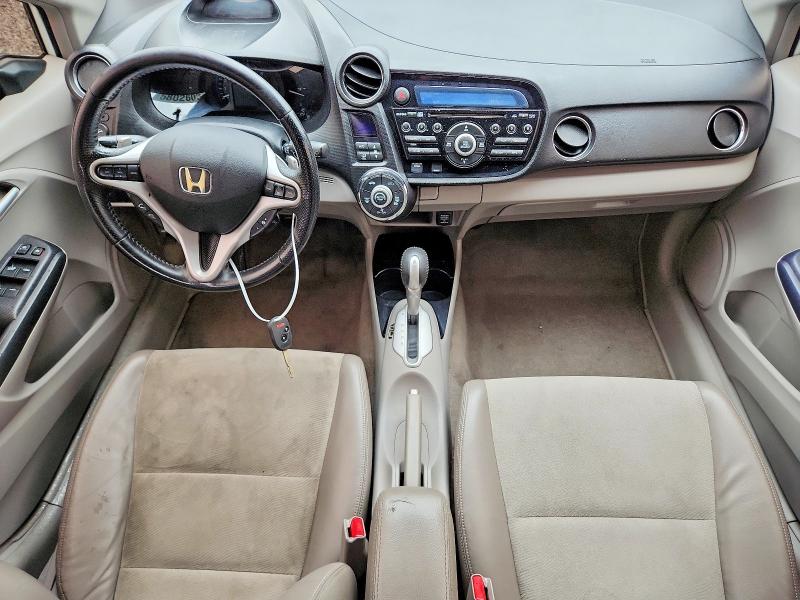 Photo 8 from auction – 2013 HONDA INSIGHT with VIN JHMZE2H78DS002822