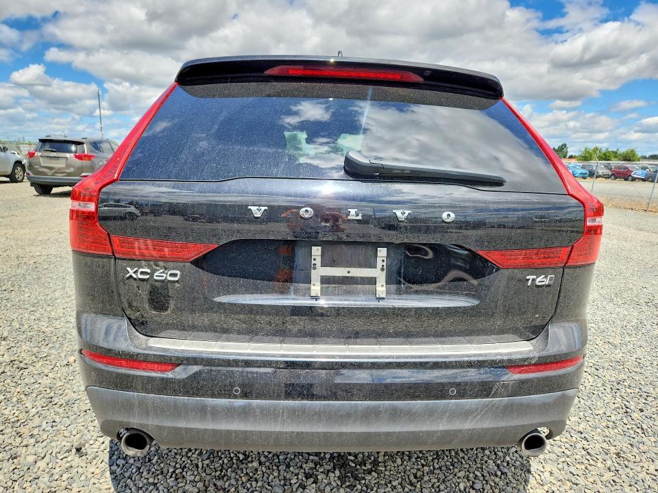 Photo 6 from auction – 2018 VOLVO XC60 with VIN LYVA22RK2JB087662