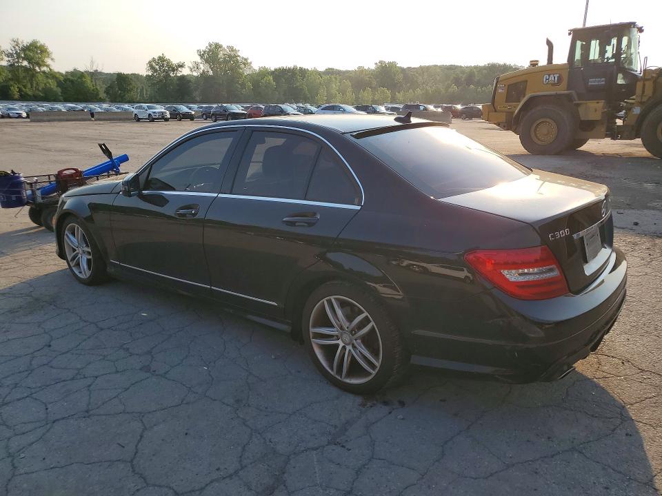Photo 2 from auction – 2012 MERCEDES-BENZ C with VIN WDDGF8BB2CR205092