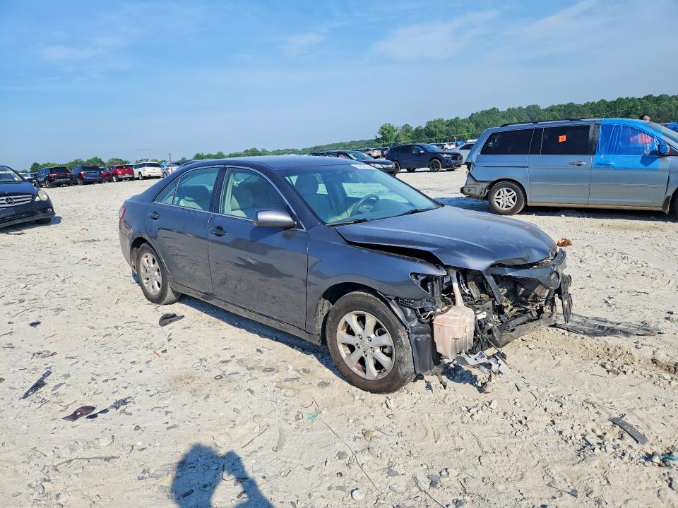 Photo 4 from auction – 2011 TOYOTA CAMRY with VIN 4T1BF3EK2BU134728