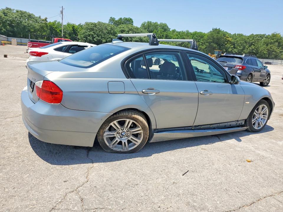 Фото 3 с аукциона – 2006 BMW 325 с VIN WBAVB13596KR56777