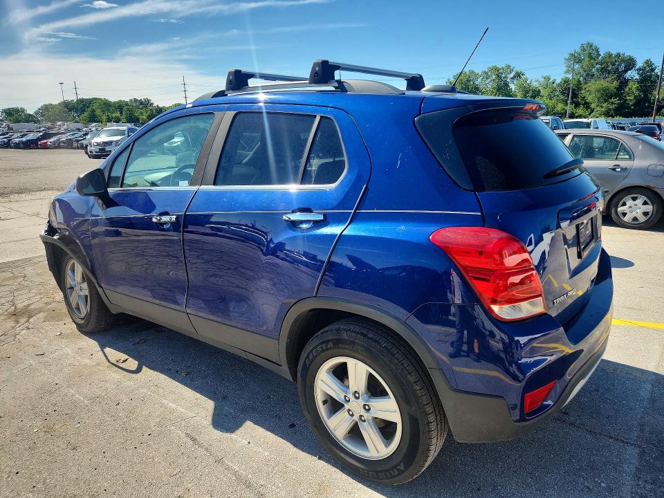 Photo 2 from auction – 2017 CHEVROLET TRAX with VIN 3GNCJPSB4HL152872