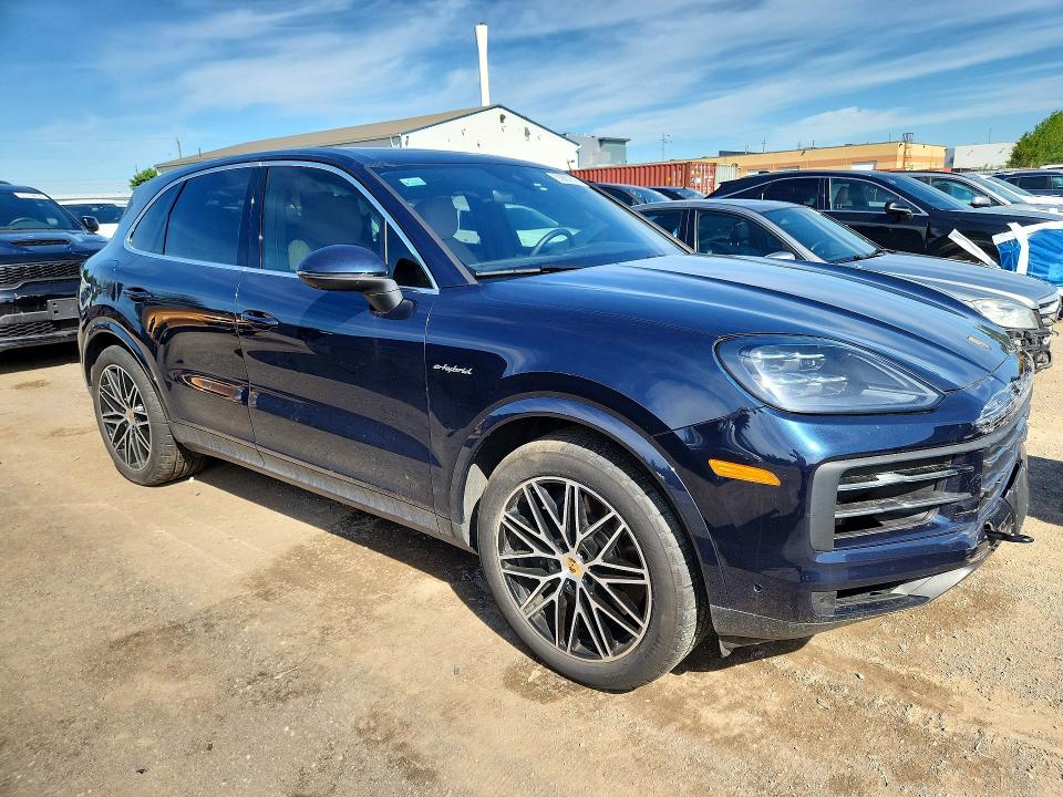 Фото 4 с аукциона – 2024 PORSCHE CAYENNE с VIN WP1AE2AYXRDA29788