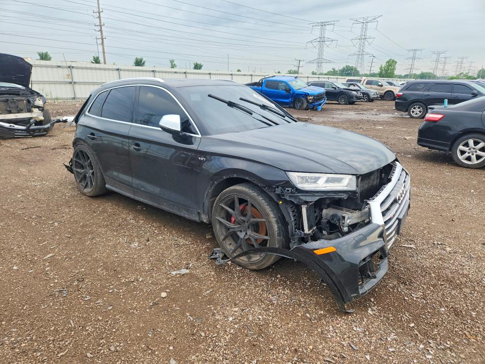 Photo 4 from auction – 2018 AUDI SQ5 with VIN WA1A4AFY4J2022515