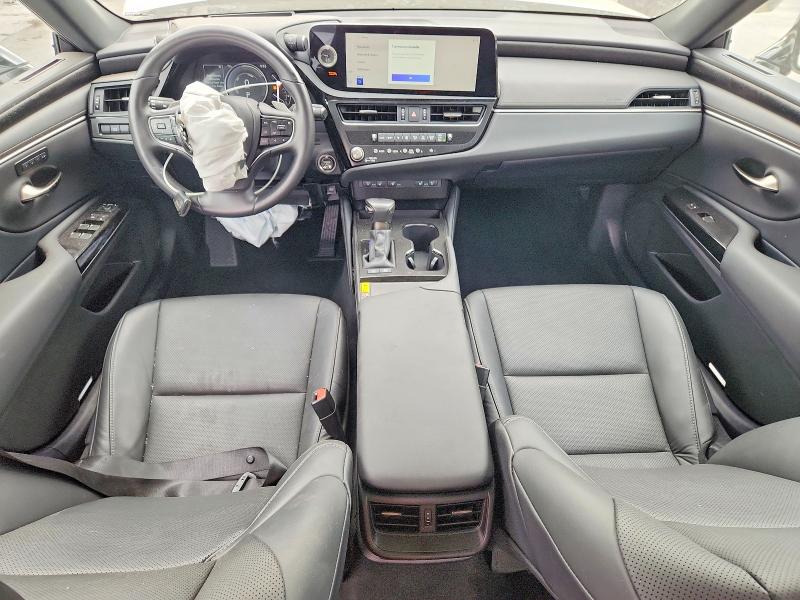 Photo 8 from auction – 2025 LEXUS ES 300H with VIN 58ADA1C17SU067171