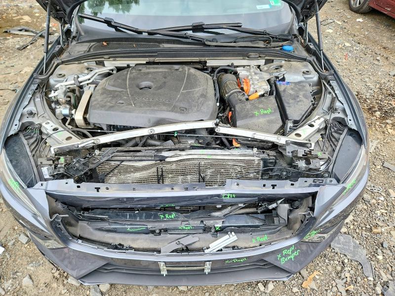Photo 11 from auction – 2020 VOLVO S60 with VIN 7JRBR0FL0LG048031
