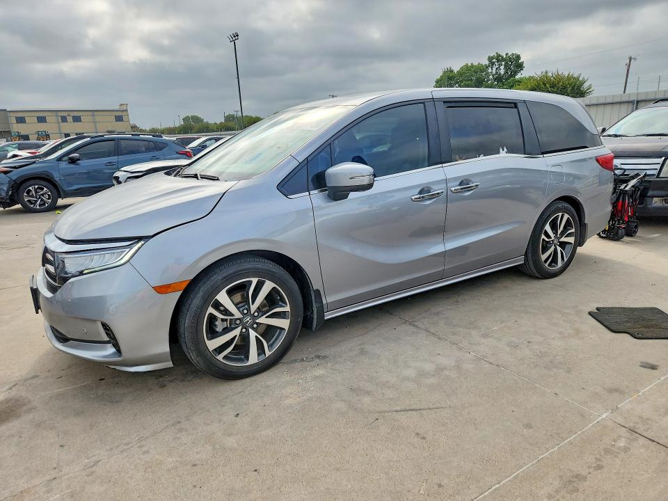HONDA ODYSSEY 2024 with VIN 5FNRL6H86RB040013 - Photo from auction