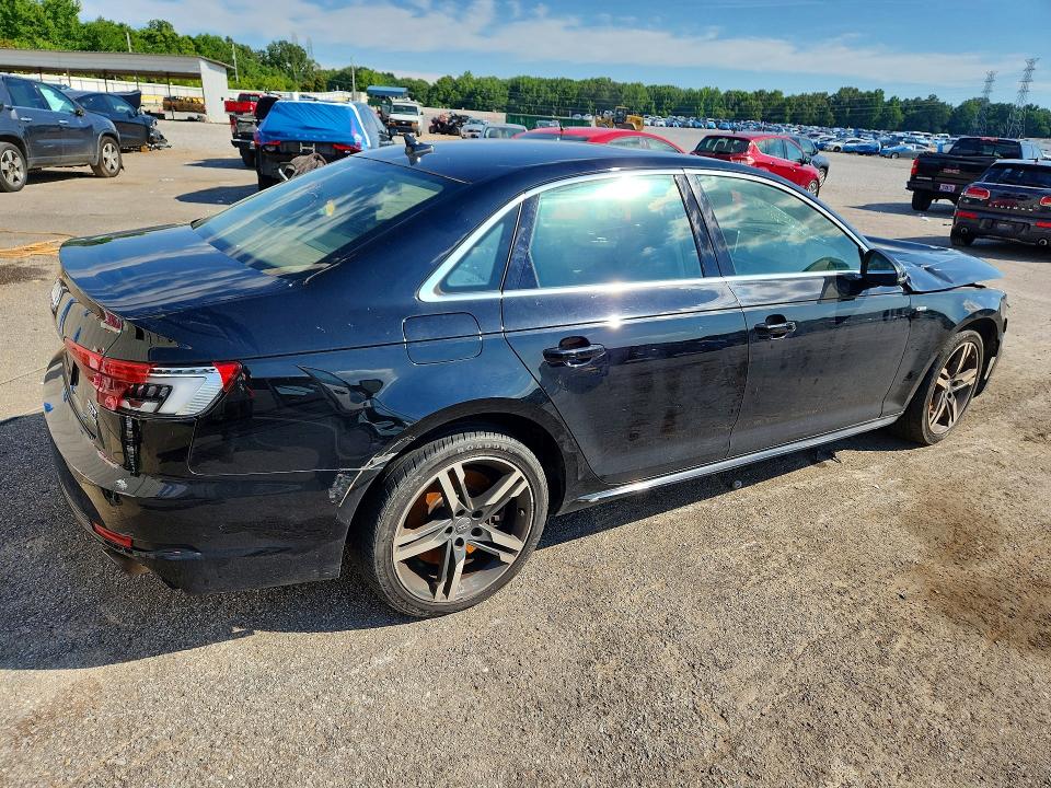 Photo 3 from auction – 2017 AUDI A4 with VIN WAUENAF41HN023841