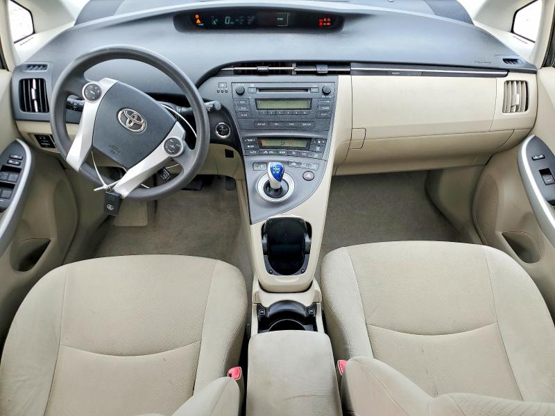 Photo 8 from auction – 2011 TOYOTA PRIUS with VIN JTDKN3DU4B5311638