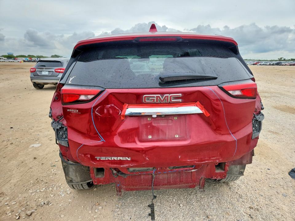 Photo 6 from auction – 2018 GMC TERRAIN with VIN 3GKALMEV2JL233460