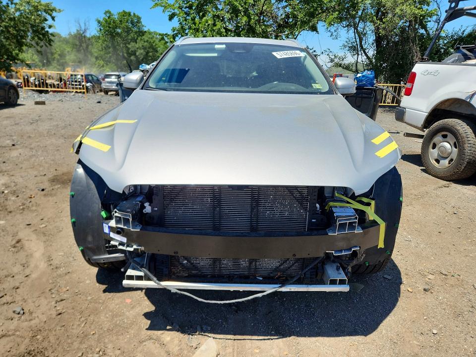 Photo 5 from auction – 2022 VOLVO XC60 with VIN YV4L12DL4N1921629