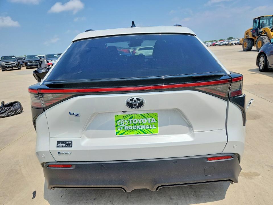 Photo 6 from auction – 2026 TOYOTA BZ with VIN JTMBCAEB4TA007208
