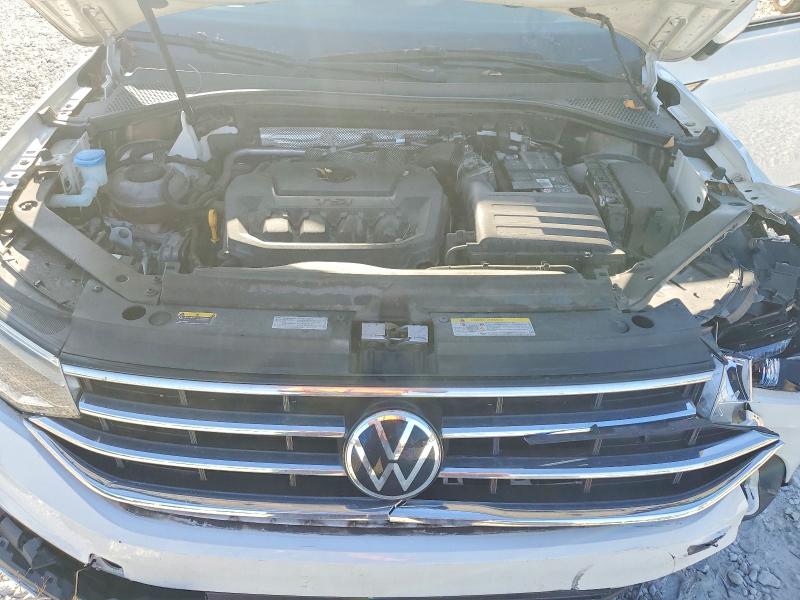 Снимка 11 от търг – 2022 VOLKSWAGEN TIGUAN с VIN 3VV1B7AX1NM004261