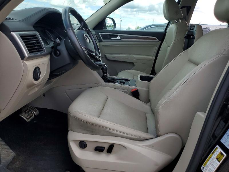 Photo 7 from auction – 2018 VOLKSWAGEN ATLAS with VIN 1V2PR2CA5JC518740