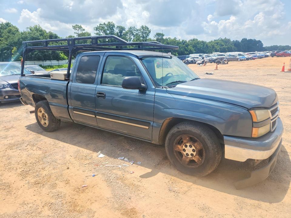 Photo 4 from auction – 2006 CHEVROLET SILVERADO with VIN 1GCEC19V96Z230156
