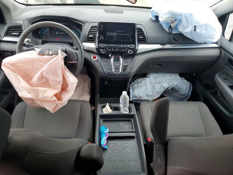Photo 8 from auction – 2018 HONDA ODYSSEY with VIN 5FNRL6H50JB072479