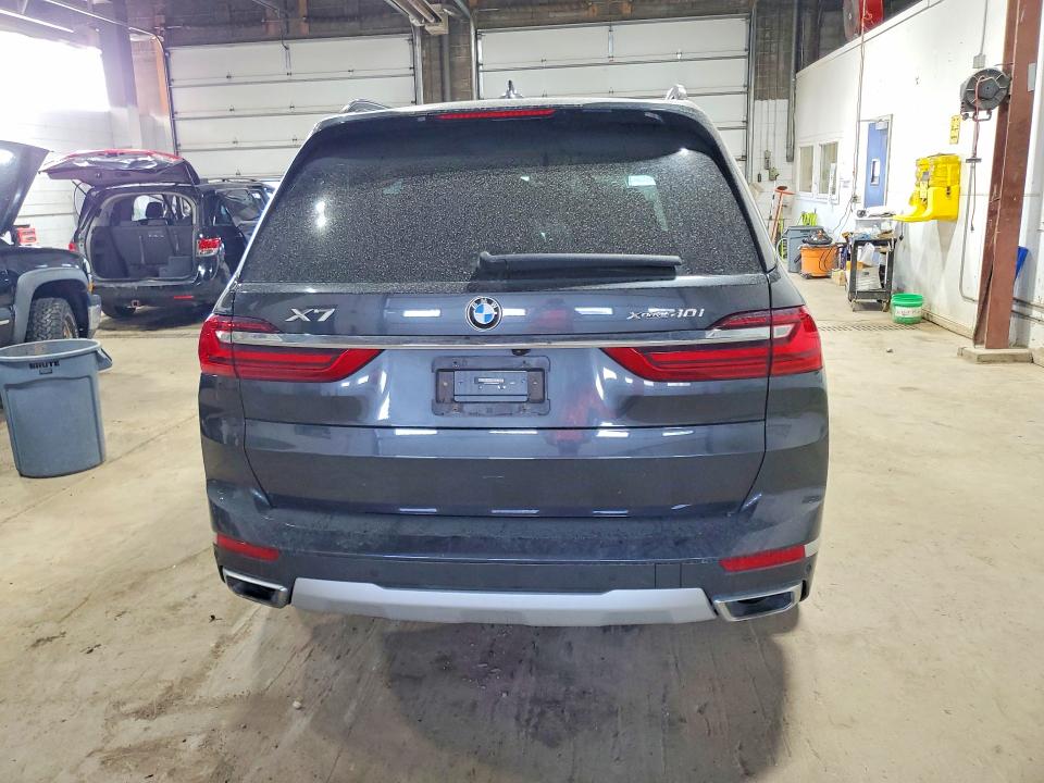 Photo 6 from auction – 2022 BMW X7 with VIN 5UXCW2C06N9K68507