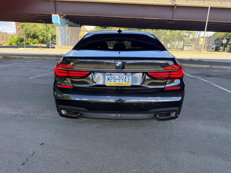 Photo 5 from auction – 2019 BMW 750I with VIN WBA7F2C56K8240643