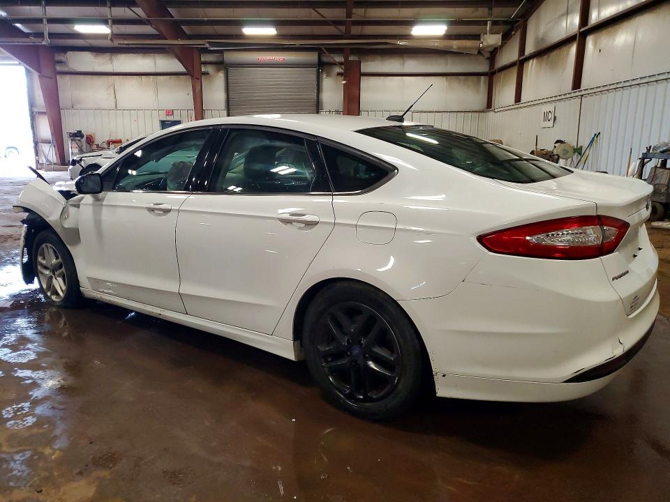 Photo 2 from auction – 2015 FORD FUSION with VIN 1FA6P0H7XF5130392