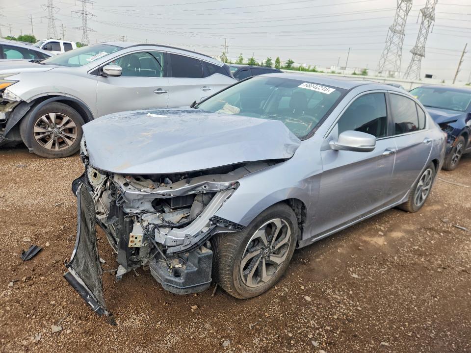 HONDA ACCRD 2017 with VIN 1HGCR2F8XHA159160 - Photo from auction