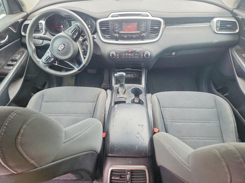 Photo 8 from auction – 2017 KIA SORENTO with VIN 5XYPG4A35HG205345