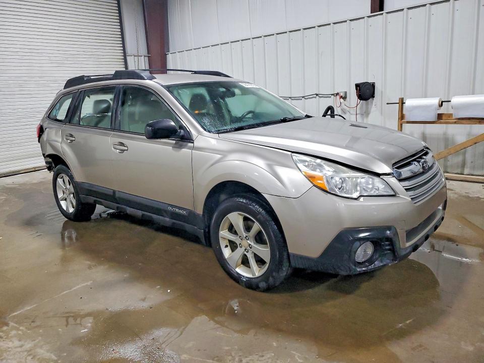Photo 4 from auction – 2014 SUBARU OUTBACK with VIN 4S4BRBAC9E3324665