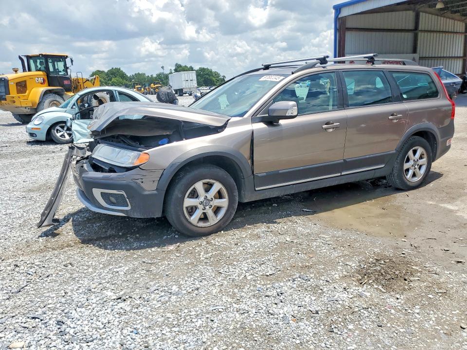 VOLVO XC70 2008 with VIN YV4BZ982581026475 - Photo from auction