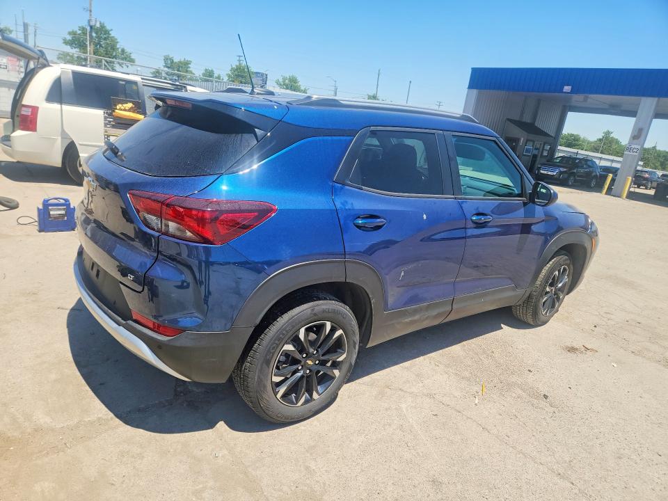 Photo 3 from auction – 2021 CHEVROLET TRAILBLAZER with VIN KL79MRSL1MB032809