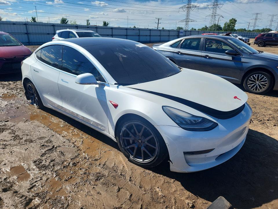 Photo 4 from auction – 2019 TESLA MODEL 3 with VIN 5YJ3E1EB6KF193807