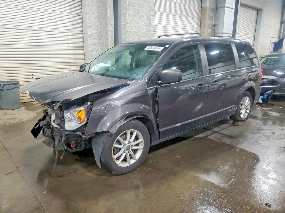 DODGE GRAND CARAVAN 2018 with VIN 2C4RDGCG9JR253337 - Photo from auction