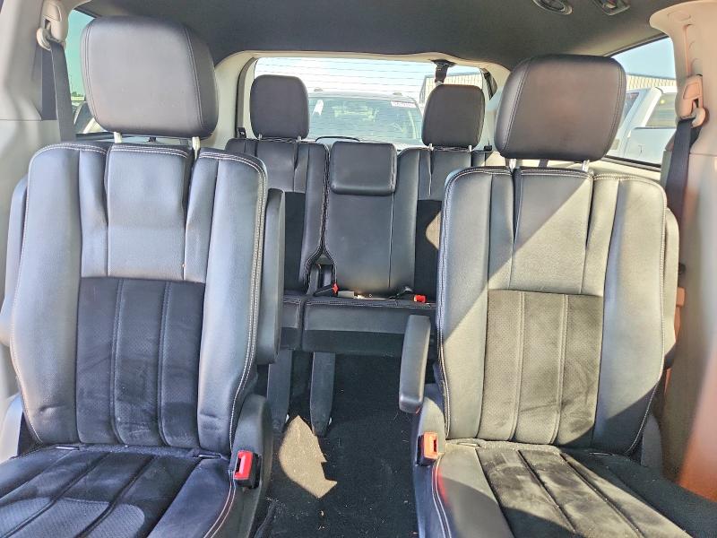 Photo 10 from auction – 2017 DODGE GRAND CARAVAN with VIN 2C4RDGCG2HR698657