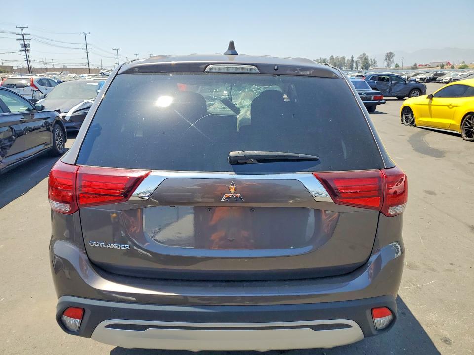 Photo 6 from auction – 2020 MITSUBISHI OUTLANDER with VIN JA4AD2A34LZ014345