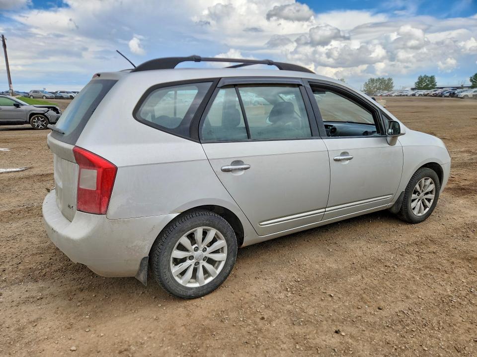 Photo 3 from auction – 2010 KIA RONDO with VIN KNAHH8A87A7321103