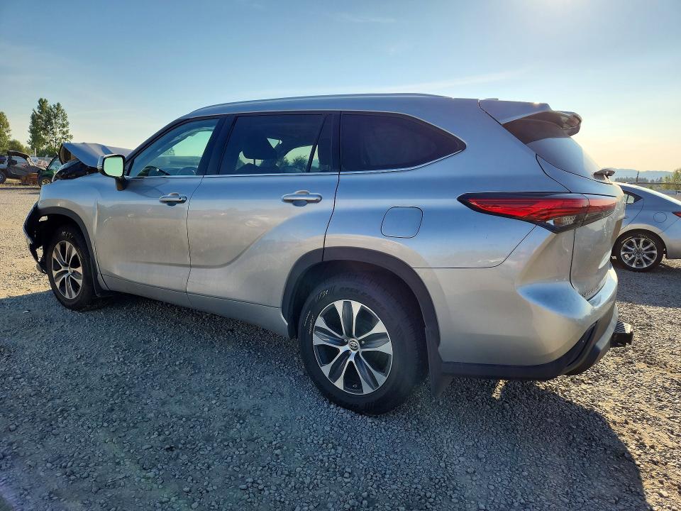 Photo 2 from auction – 2020 TOYOTA HIGHLANDER with VIN 5TDGZRBH3LS045995