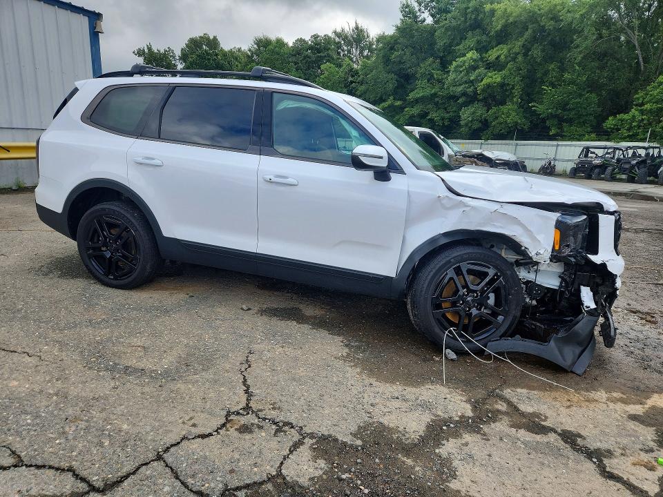 Photo 4 from auction – 2025 KIA TELLURIDE with VIN 5XYP3DGC3SG570858