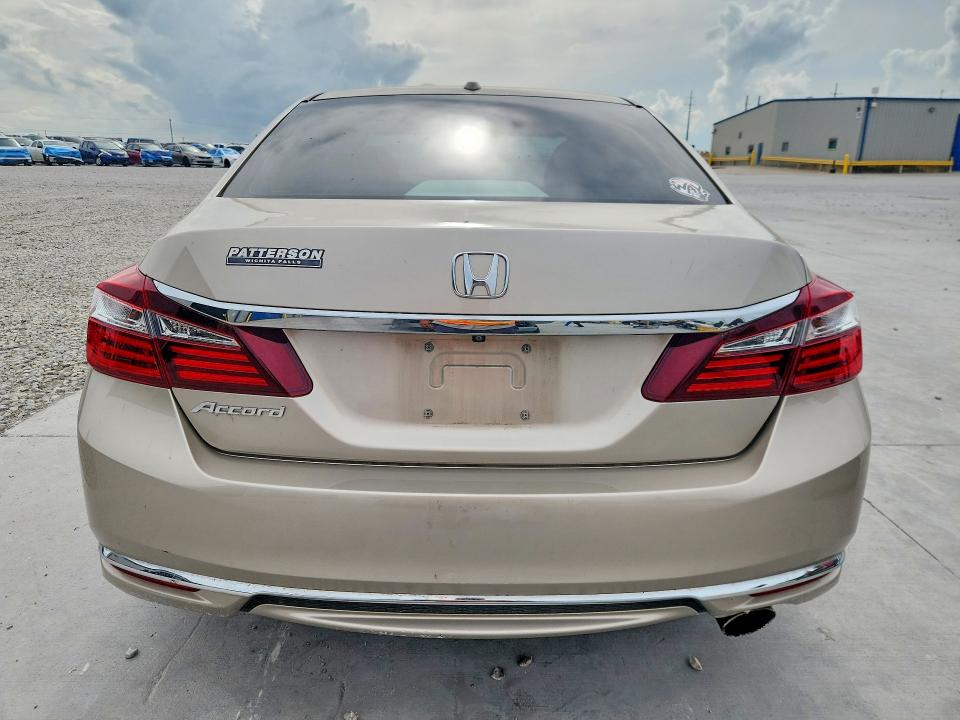 Photo 6 from auction – 2016 HONDA ACCORD with VIN 1HGCR2F09GA226386