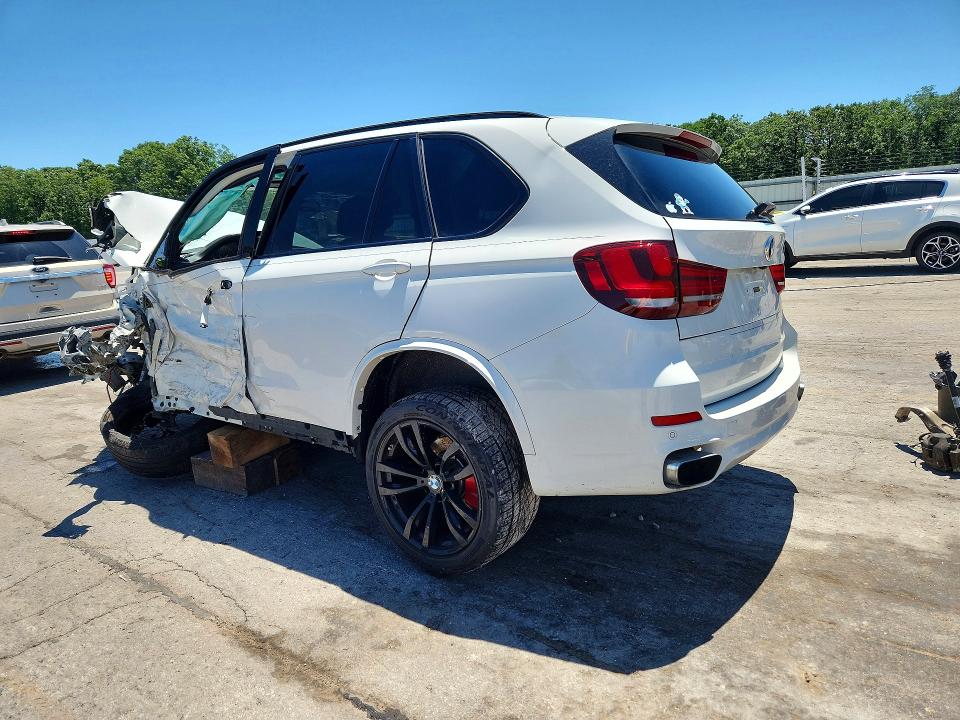Снимка 2 от търг – 2015 BMW X5 с VIN 5UXKR0C5XF0P05465