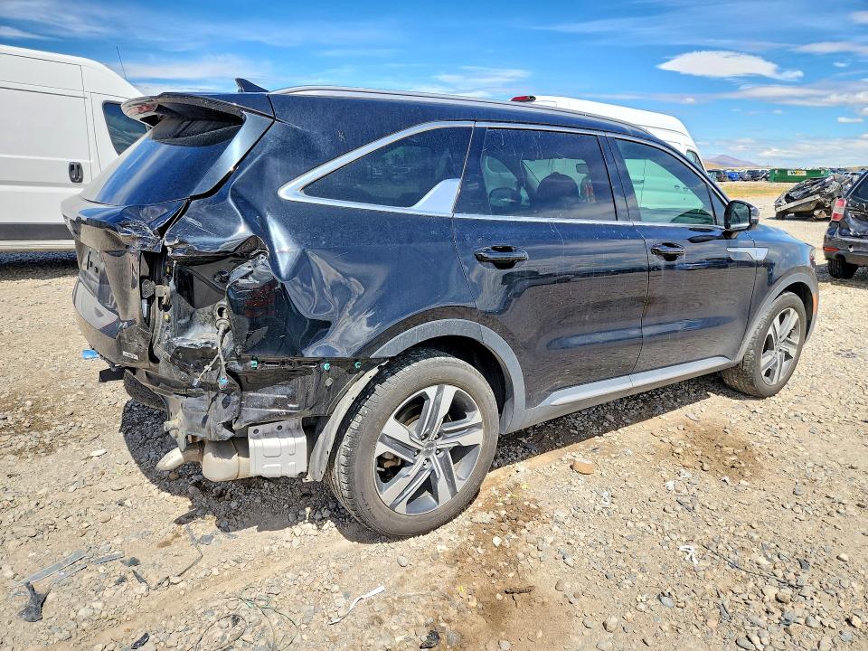 Photo 3 from auction – 2024 KIA SORENTO with VIN KNDRHDLG4R5259641