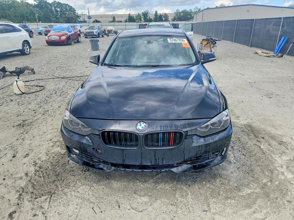 Photo 5 from auction – 2013 BMW 328 with VIN WBA3A5C55DF601726