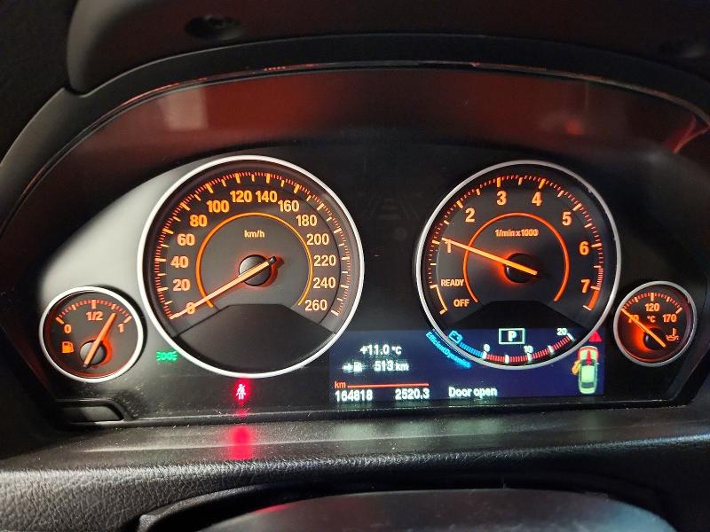 Photo 9 from auction – 2015 BMW 320 with VIN WBA3C3C51FP664561