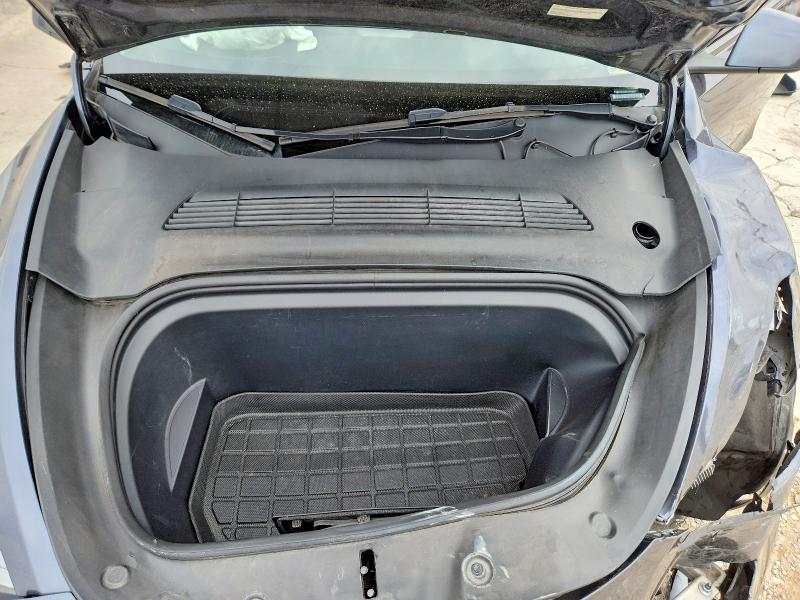 Photo 11 from auction – 2023 TESLA MODEL Y with VIN 7SAYGDEF2PF813695