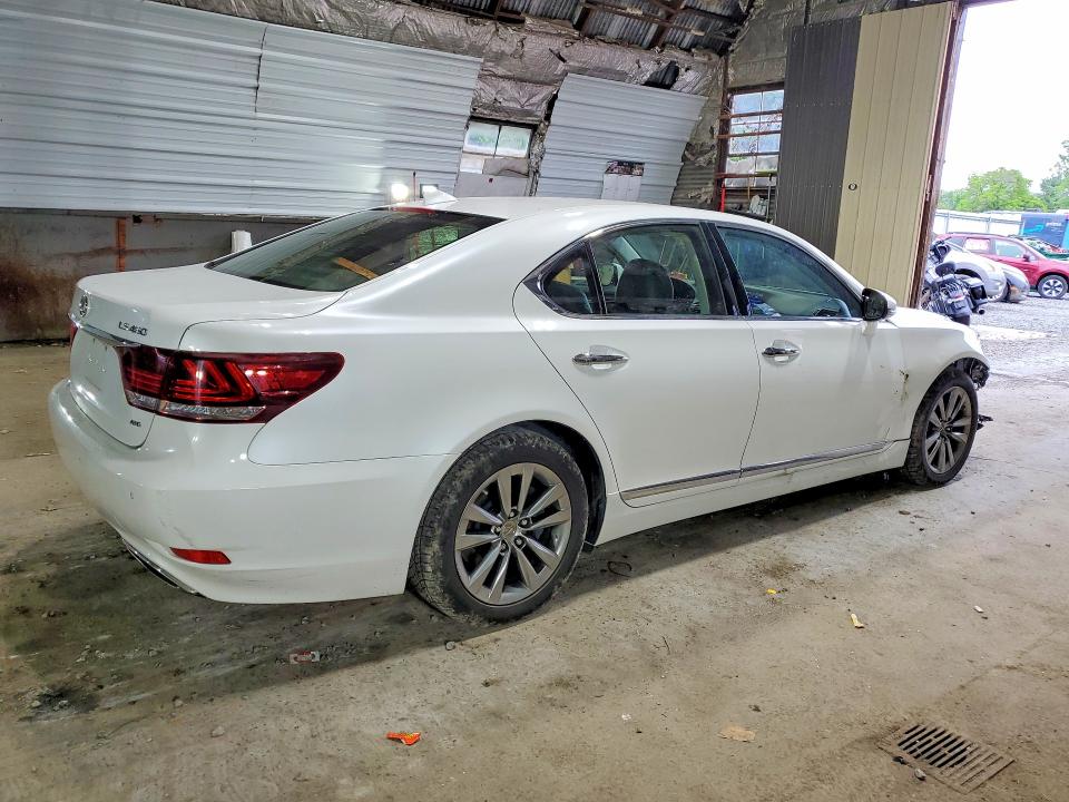 Photo 3 from auction – 2014 LEXUS LS with VIN JTHCL5EF4E5021554
